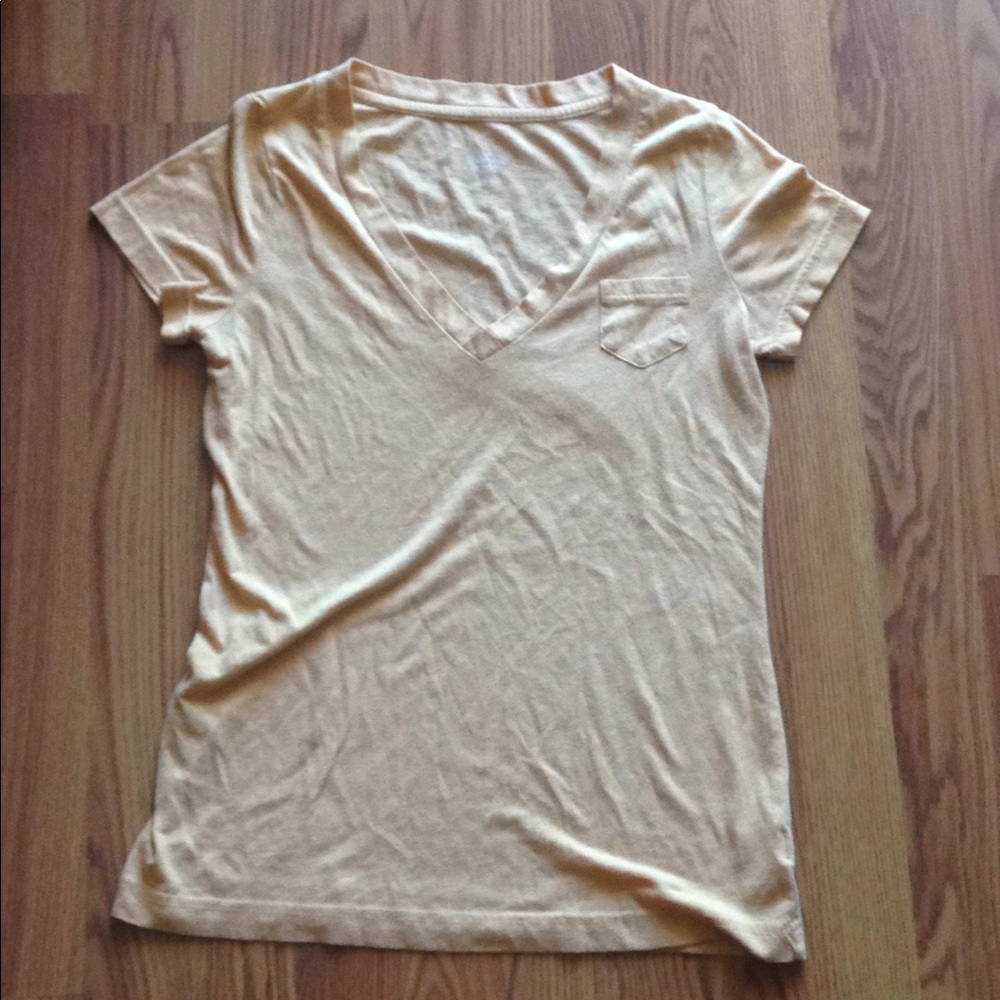 Mustard v neck tee with pocket